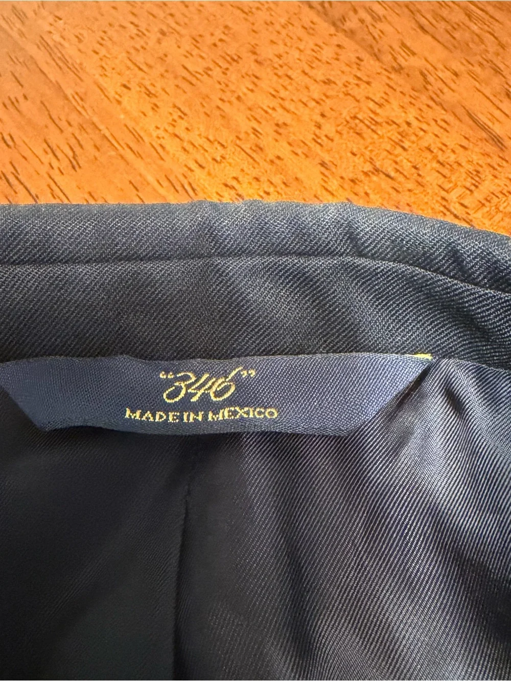 Brooks Brothers 346 Gold 2-Button Blazer Navy Blue Men’s Size 38 R Sport Coat